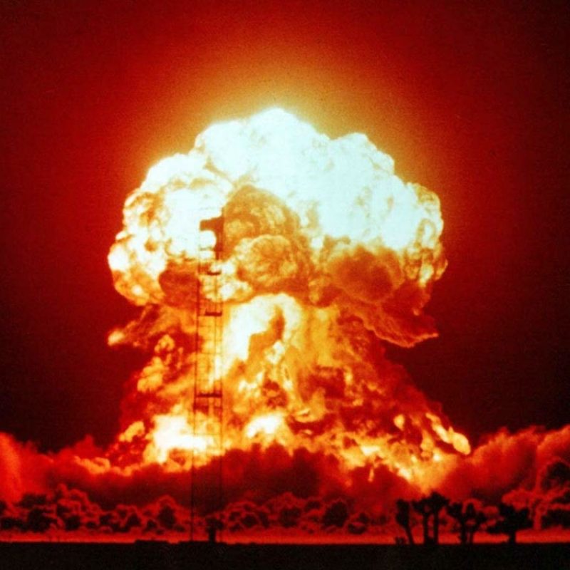 10 Best Images Of Nuclear Explosions FULL HD 1080p For PC Desktop 2022 free download 25 awesome nuclear explosion images 2 800x800