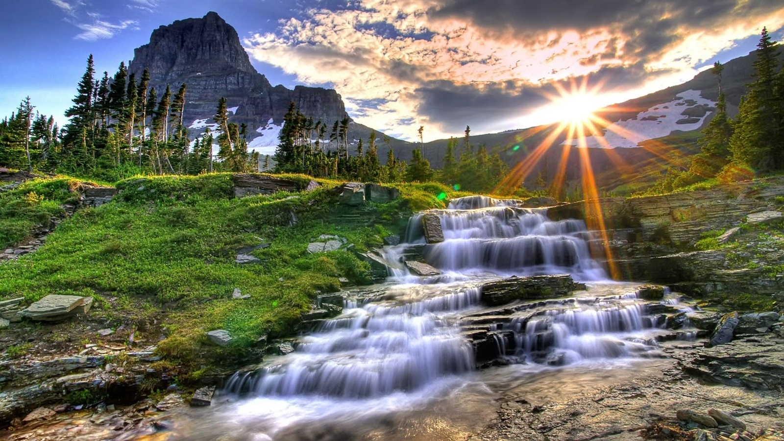 Водопад Аркоирис. Пейзаж. Природа горы. Фотообои природа.